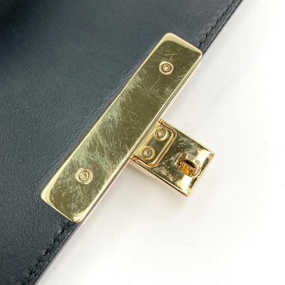 Gucci Padlock Shoulder Bag - Picture 6 of 12